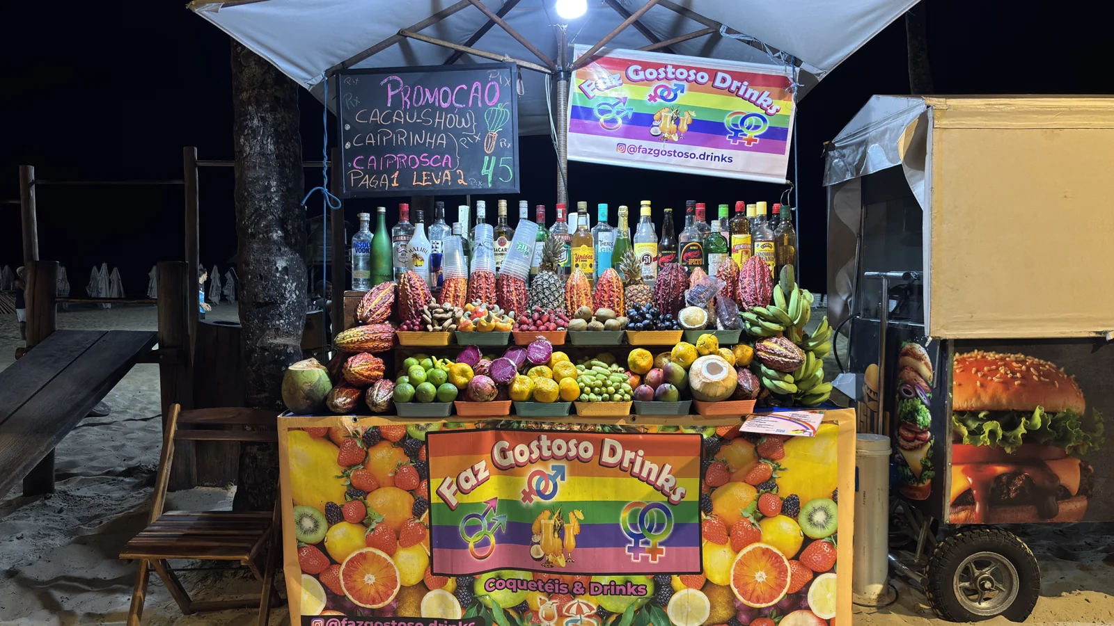 Barraca Faz Gostoso Drinks na Segunda Praia